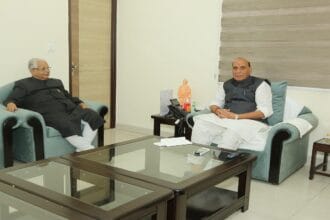 وزیرِ دفاع راج ناتھ سنگھ سے ڈاکٹرعمار رضوی کی اہم ملاقات